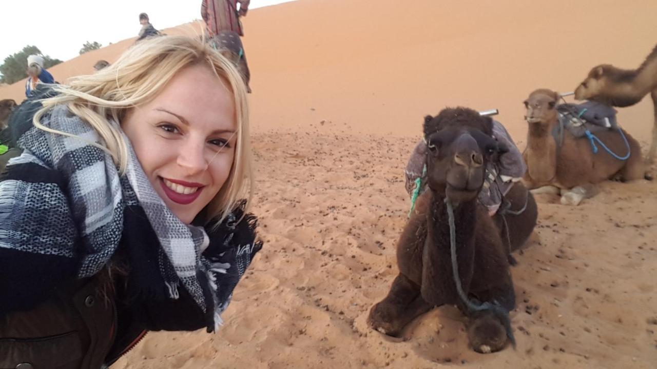 Desert Romantic Camp 메르주가 외부 사진
