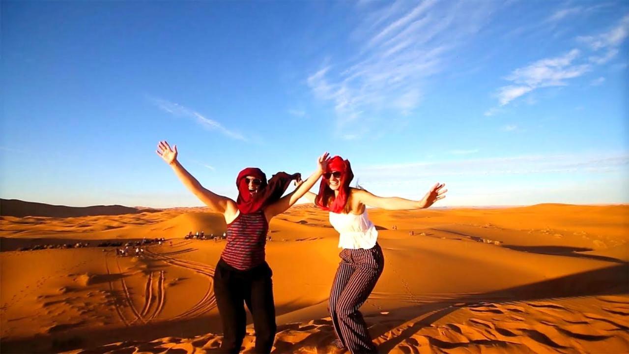 Desert Romantic Camp 메르주가 외부 사진