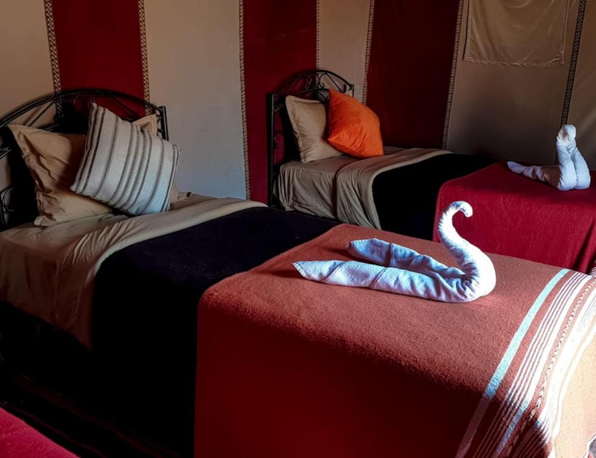 Desert Romantic Camp 메르주가 외부 사진