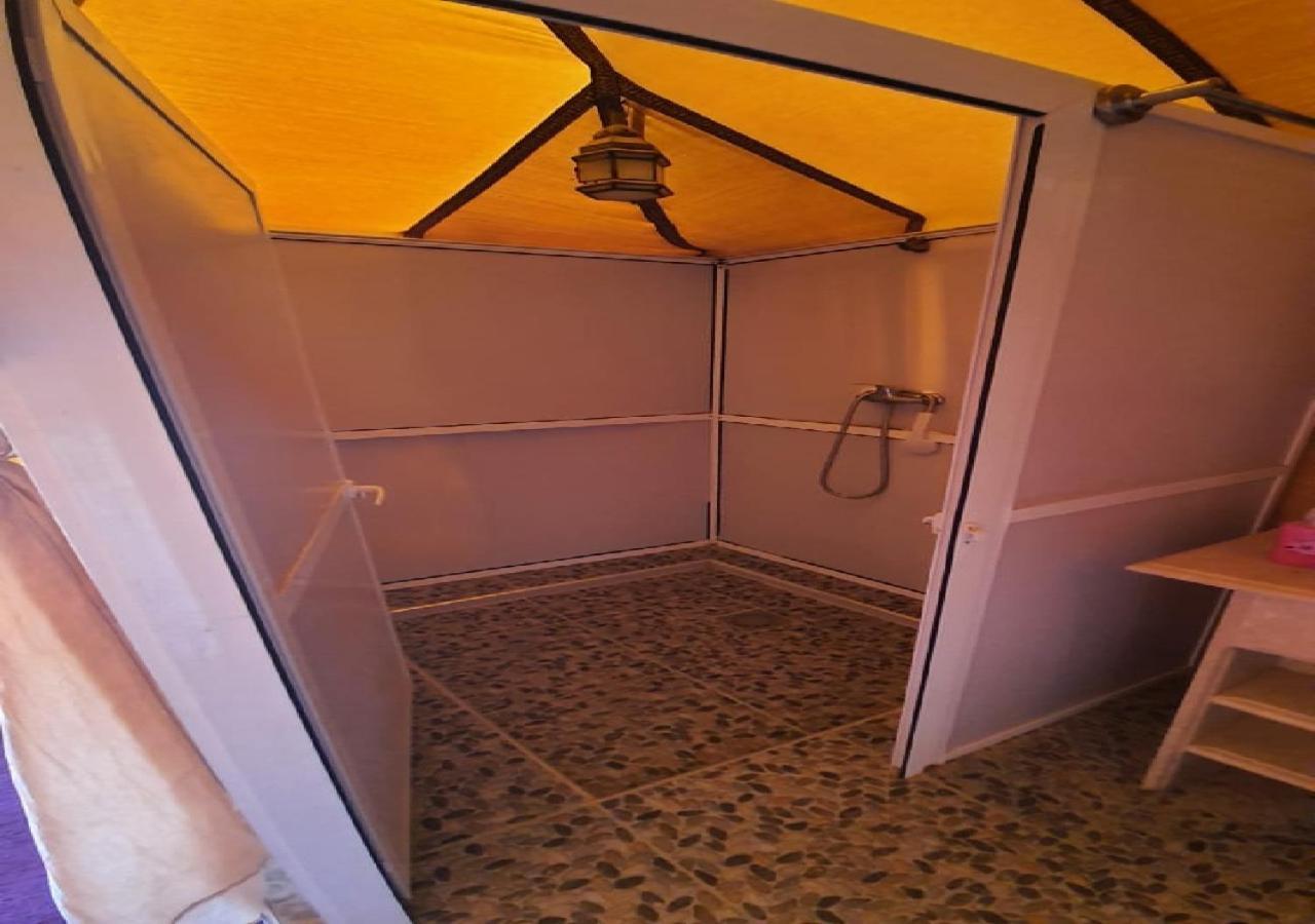 Desert Romantic Camp 메르주가 외부 사진