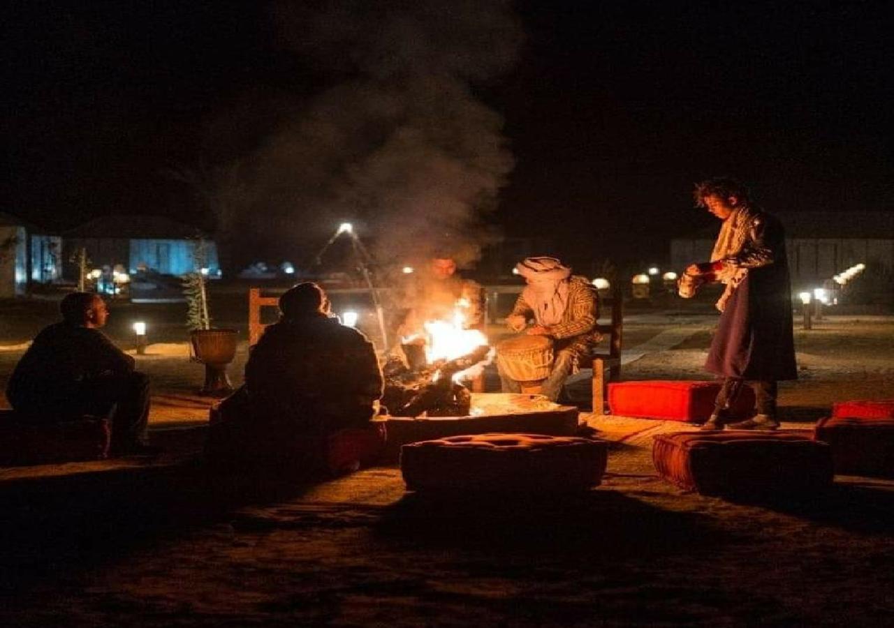 Desert Romantic Camp 메르주가 외부 사진