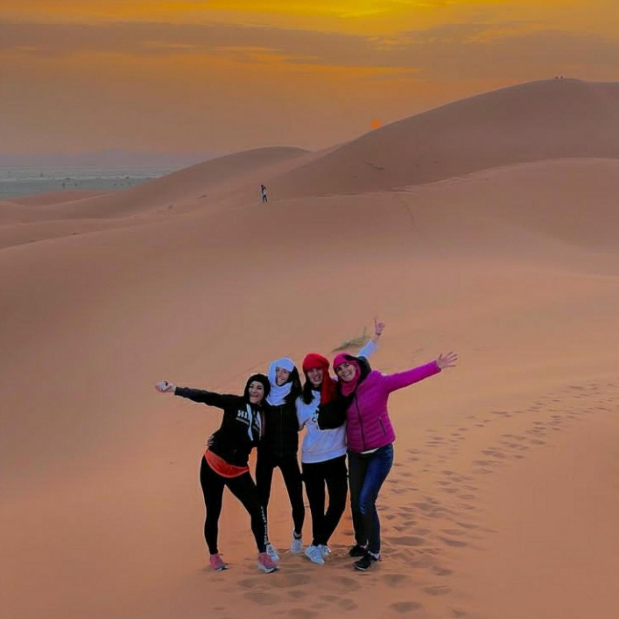 Desert Romantic Camp 메르주가 외부 사진