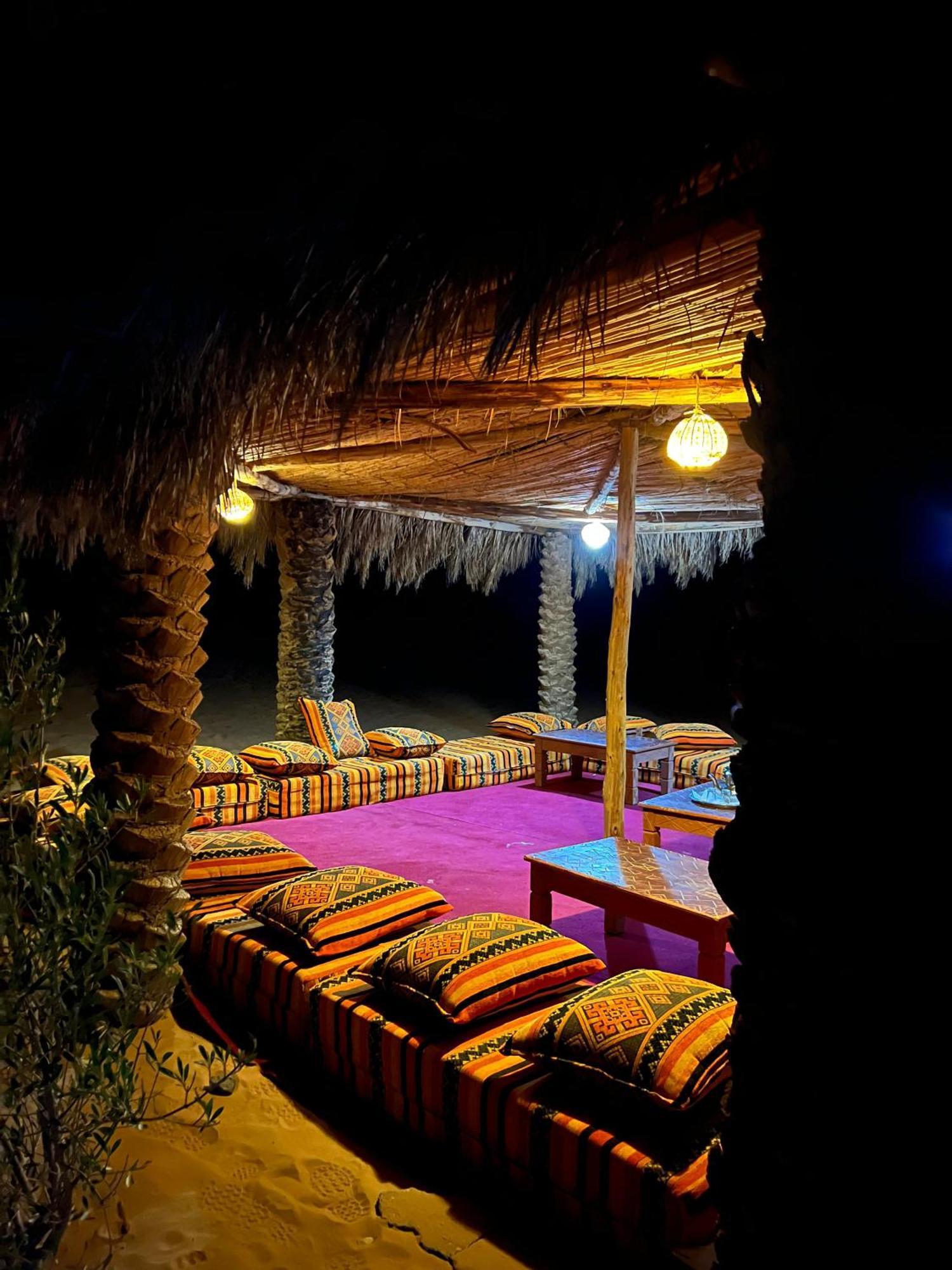 Desert Romantic Camp 메르주가 외부 사진
